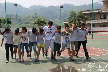 7��21�����������l(xi��ng)������֧�̈F�Ĵ�С��ꠣ������e�׶��ЌW(xu��)�e�k��Ȥζ�\�ӕ���꠆T�͌W(xu��)�����R��������Α��Г]����ˮ�����f�P(gu��n)���c������