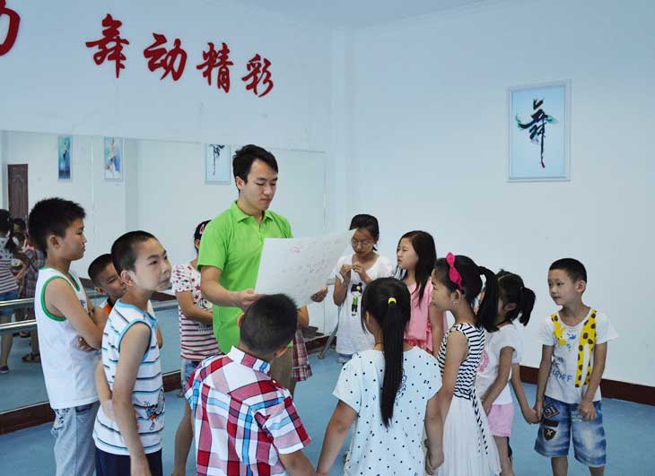 ־Ը�ߞ麢�ӂ��������o��(d��o)�����ں��ӂ�?n��i)��H������С�[�T���c���غ��ӽ�����(du��)����