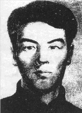 ����̩��1907��1936�����|������(li��n)܊���������I(l��ng)�����ͬ־���H�ܑ�(zh��n)�ѣ��|������(li��n)܊�ڶ�܊�Ą�(chu��ng)ʼ�ˡ�����һ����׃��������̩Ŀ����܊�������ӵķN�N���������x�S�؅������й��|�M��ί�M���ķ��ա����H���߹������Мp������ն����������������Ї����a(ch��n)�h��1936��11�³�������̩��܊���R�������ɽ���Ĵ�ꖲ��у��B��܊��������ʹ����Ͷ����11��7����7�r������⵽600�����˵��u��������̩���I(l��ng)�Ď��c�����Ĳ��֑�(zh��n)ʿ�c������(zh��n)������3�r����׷���Ӕ��r�������Џ�������