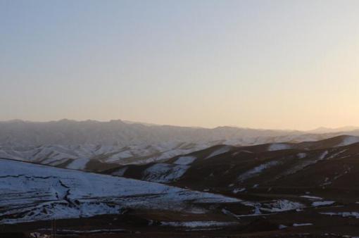 11����Ѯ�Ĵ���ɽ�ѱ��}�}��ѩ���w������� �z��