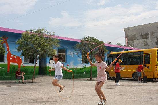 ���Ϲ��I(y��)��W(xu��)��(j��ng)��(j��)�Q(m��o)�׌W(xu��)Ժ����ϵ�P�h�������ж����������(hu��)��(sh��)�`�(du��)������ʡƽ�ɽ���P�hѦ���(zh��n)���Ӝϴ���ӢС�W(xu��)�_(k��i)չ֧�̻��(d��ng)���e�k��ӢС�W(xu��)��һ��Ȥζ�\(y��n)��(d��ng)��(hu��)��׌�W(xu��)���w��(hu��)�W��ƥ�˾������D�����K��ِ��