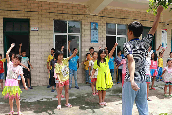 �V�|�t(y��)�ƴ�W(xu��)��΢�m���ġ�����F(tu��n)�(du��)�ڏV�|ʡ�����������(zh��n)ͬ��С�W(xu��)֧����־Ը�߽�ͬ��С�W(xu��)�W(xu��)���\(y��n)��(d��ng)ǰ�������Ԝp���\(y��n)��(d��ng)������