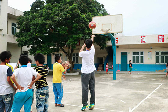 �V�|�t(y��)�ƴ�W(xu��)��΢�m���ġ�����F(tu��n)�(du��)�ڏV�|ʡ�����������(zh��n)ͬ��С�W(xu��)֧�̣�־Ը�߽oͬ��С�W(xu��)�W(xu��)�����w���n��