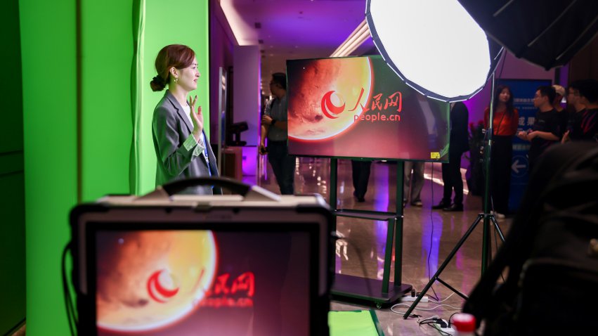 隨幻虛擬直播工作站體驗區(qū)。主辦方供圖